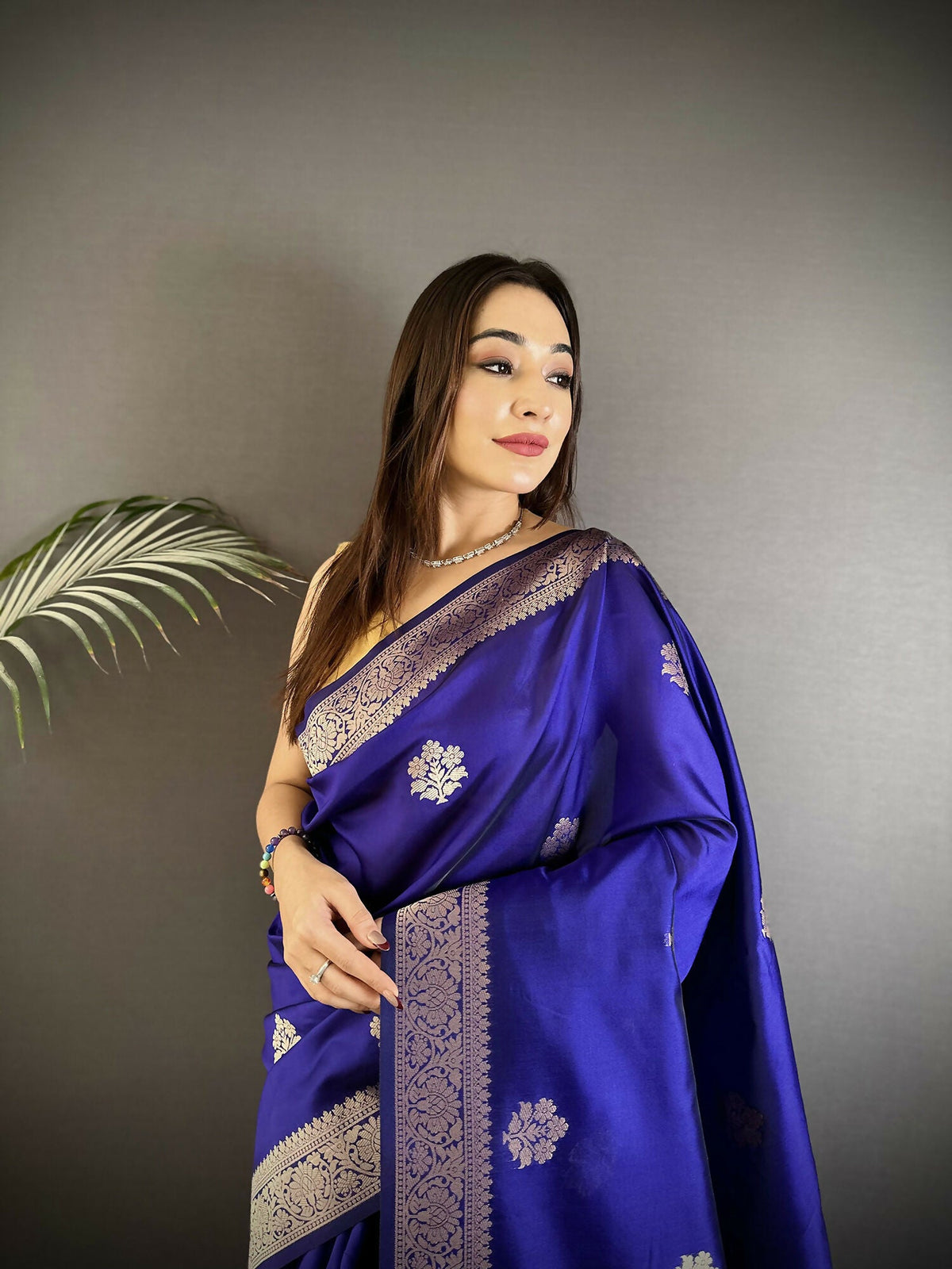 Joban Fashion Royal Blue Floral Jacquard Woven Design Cotton Silk Banarasi Silk Saree | Grocsy