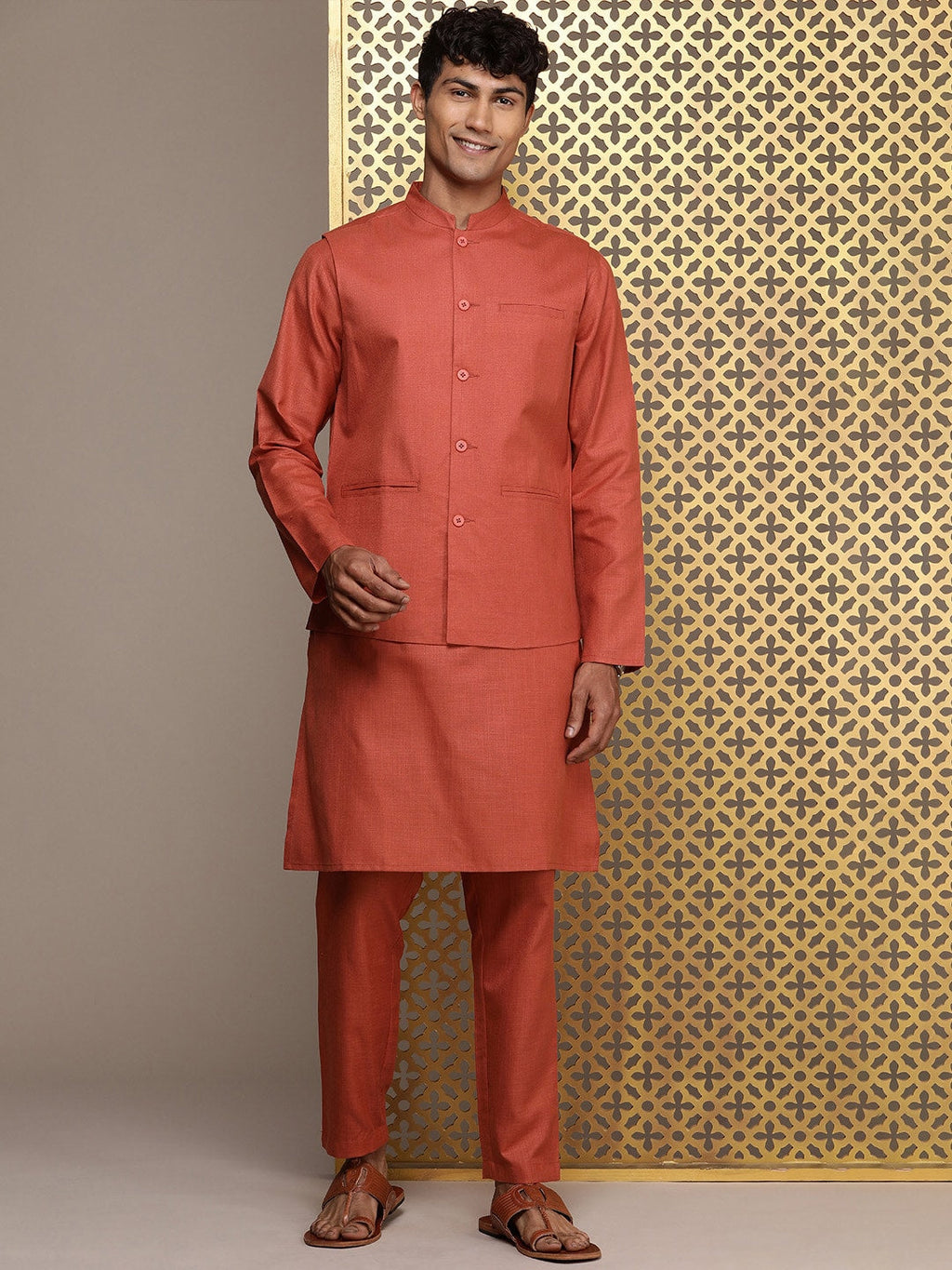 House of Pataudi Men Jashn Kurta & Trousers With Nehru Jacket | Grocsy