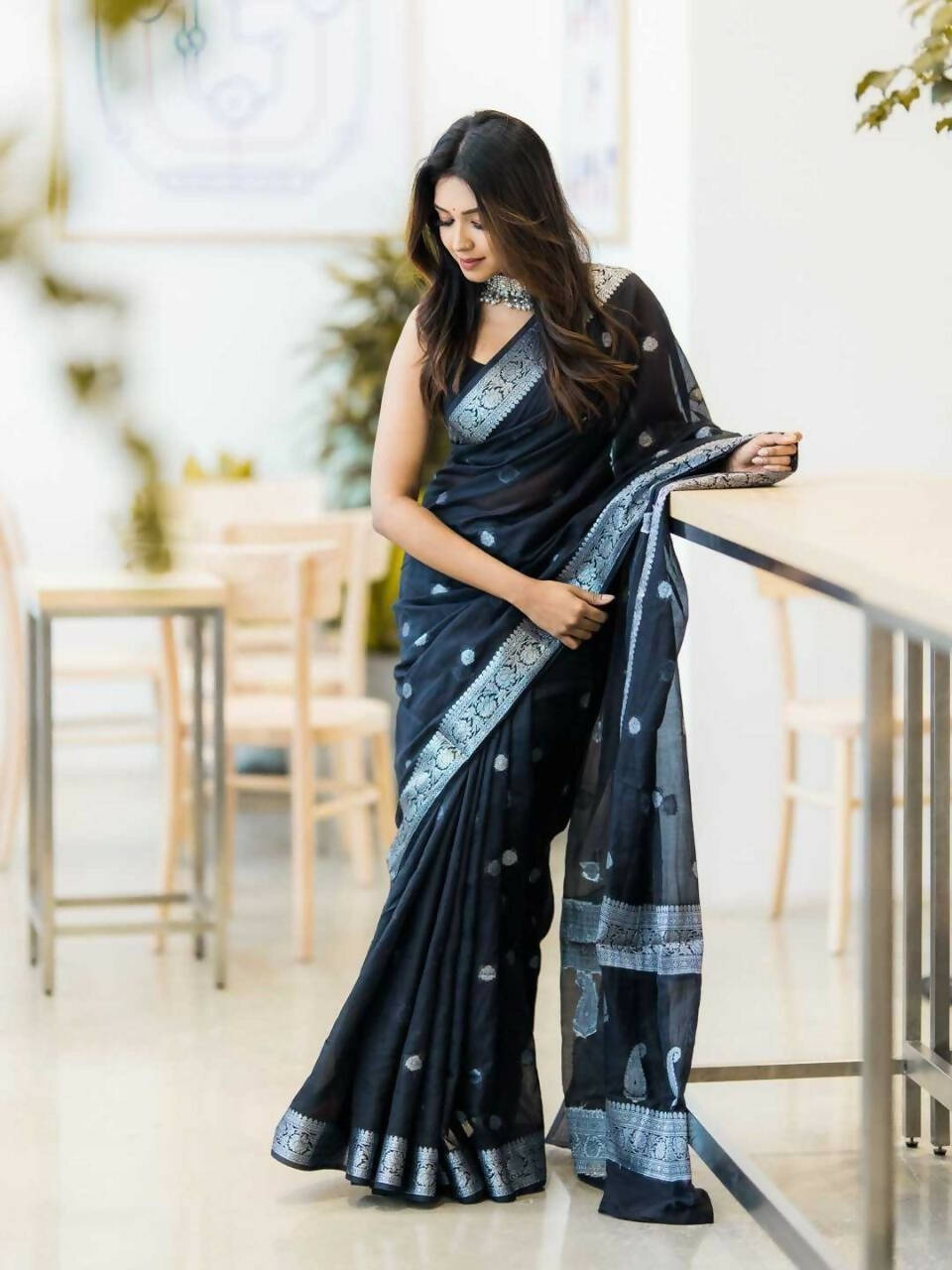 DEIANA'S Beautiful Designer Golden zari Soft Cotton Saree - Black | Grocsy