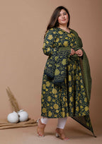 Miravan Women's Plus Size Floral Green Printed Cotton Anarkali Kurta With Dupatta | Grocsy