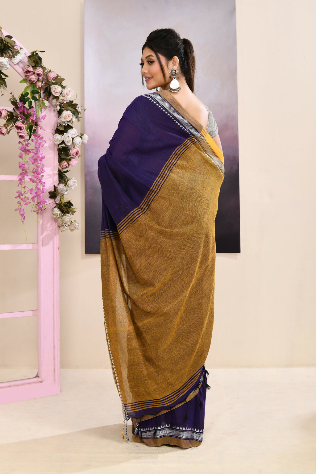 Piyari Fashion Women's Purple Embellished Cotton Blend Jamdani Saree | Grocsy