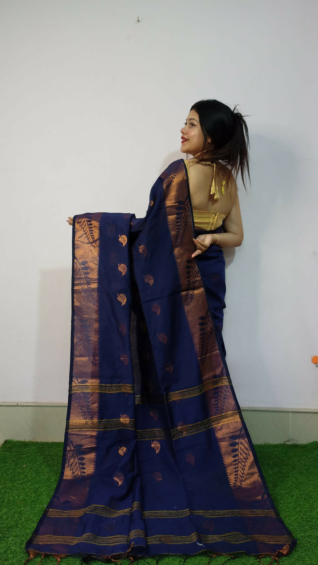 Exclusive Collection Beautiful Navy Blue Cotton Silk Woven Handloom Saree With Running Blouse Piece | Grocsy