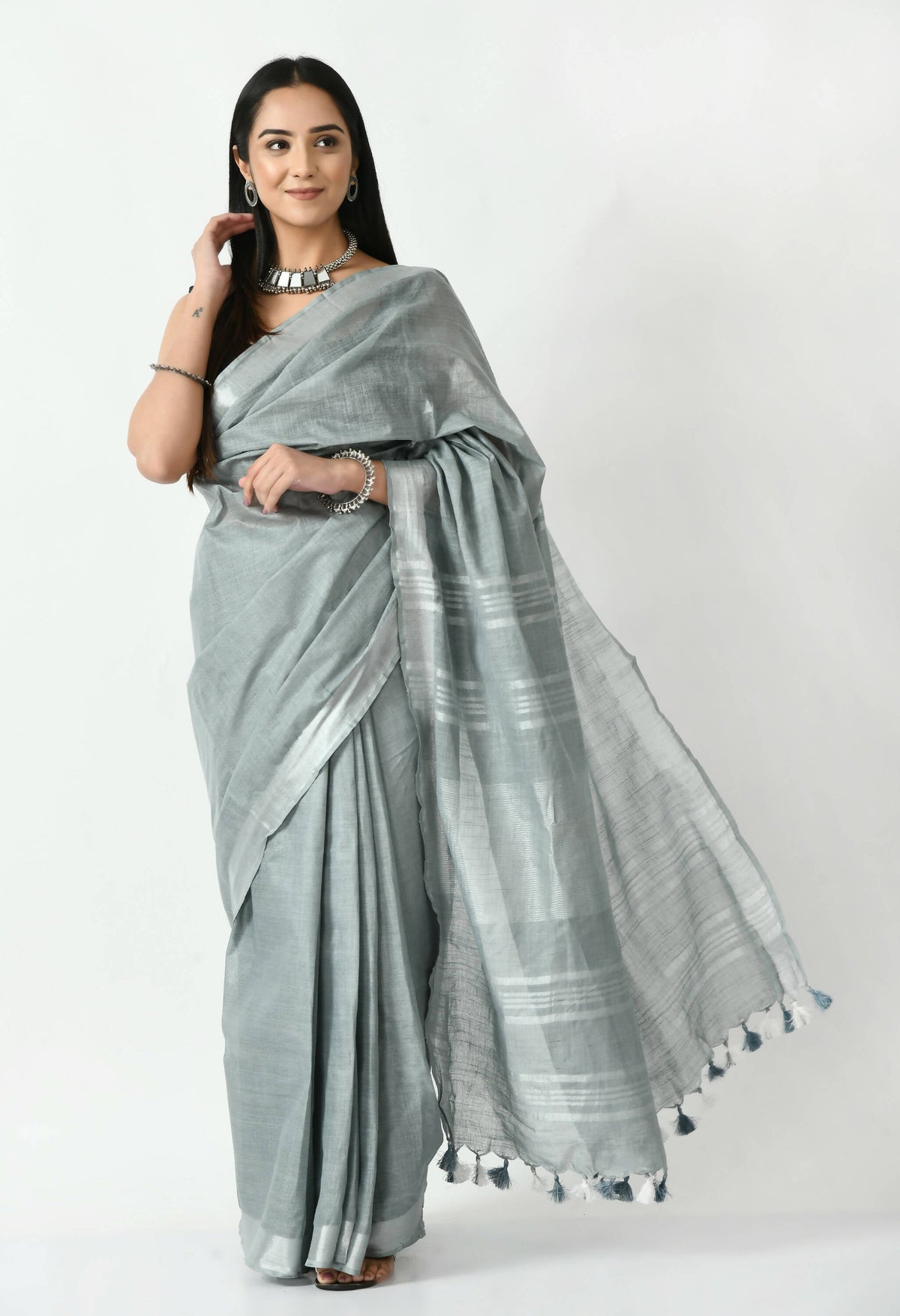 Mominos Fashion Moeza Gray Bhagalpuri Handloom Silk Linen Saree with unstitched Blouse piece | Grocsy