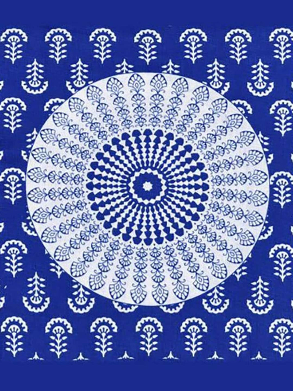 HOMETALES Blue & White Ethnic Motifs Cotton 104 TC King Bedsheet with 2 Pillow Covers | Grocsy