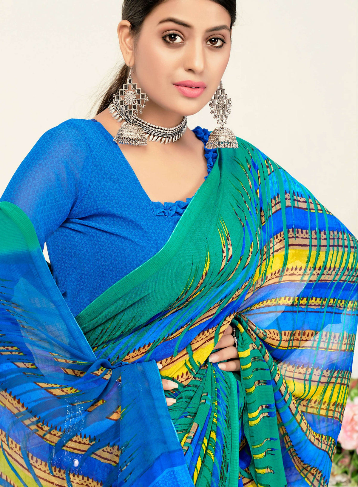 Green Georgette Texture Printed Saree With Unstitched Blouse Piece - Jyoti | Grocsy