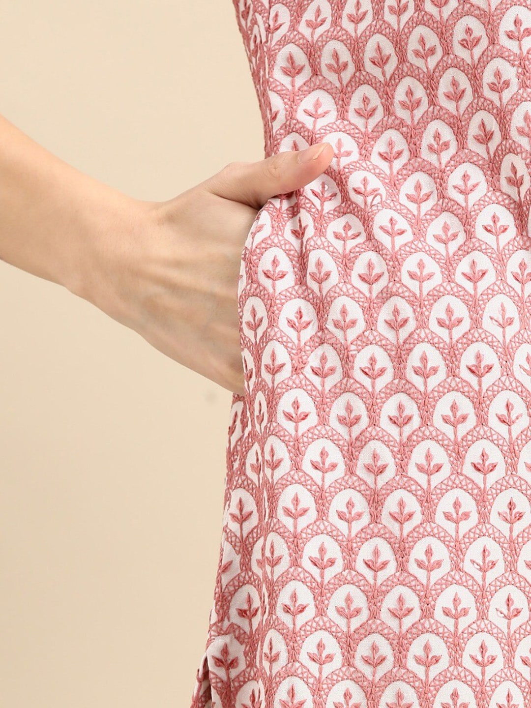 Sangria Geometric Embroidered Sequinned Kurta | Grocsy