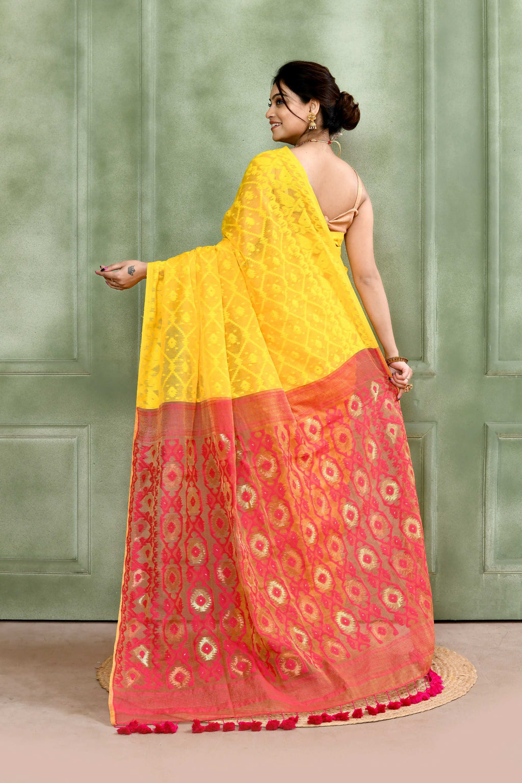 Piyari Fashion Women's Yellow Embellished Cotton Blend Jamdani Saree | Grocsy