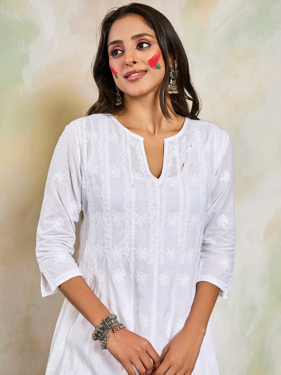 HOUSE OF KARI Women Notch Neck Floral Embroidered Chikankari Shadow Work Cotton Kurta | Grocsy