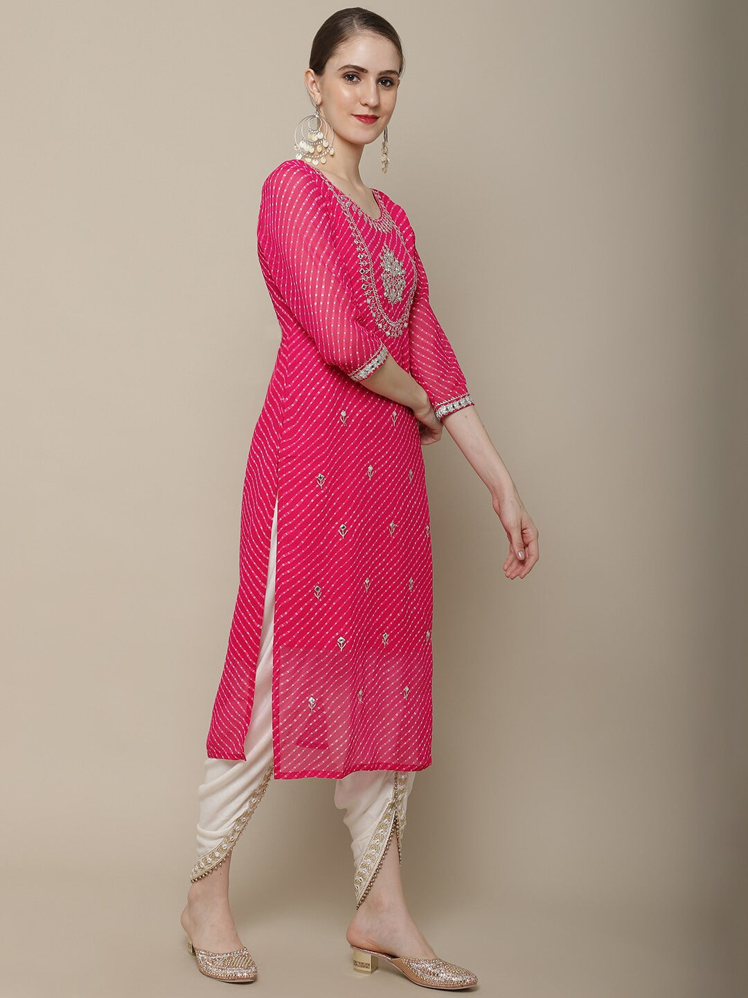 Sangria Women Pink Floral Embroidered Georgette Straight Kurta | Grocsy