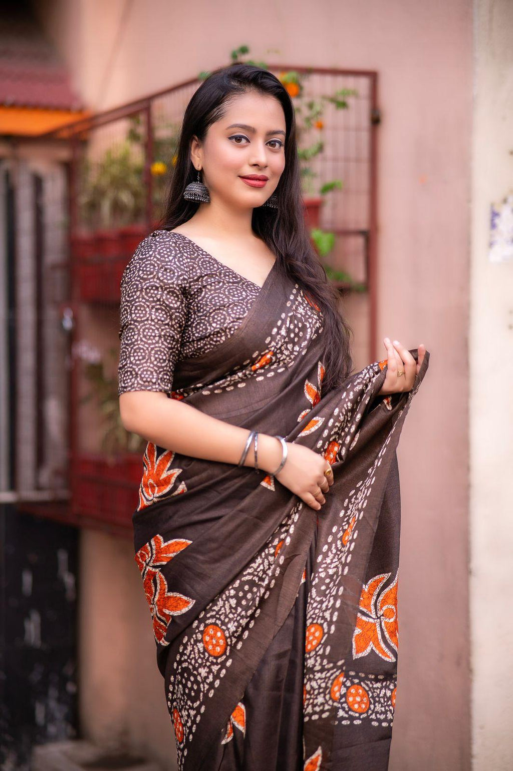Coffee Silk Blend Ethnic Motifs Saree with Unstitched Blouse - A2M | Grocsy