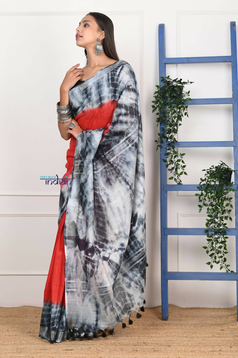 Very Much Indian Handmade Tie And Dye Cotton Saree By Women Weavers -Red Black | Grocsy