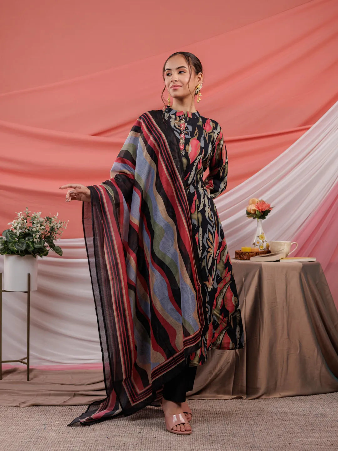 Yufta Chanderi Black Printed Kurta Dupatta Set | Grocsy