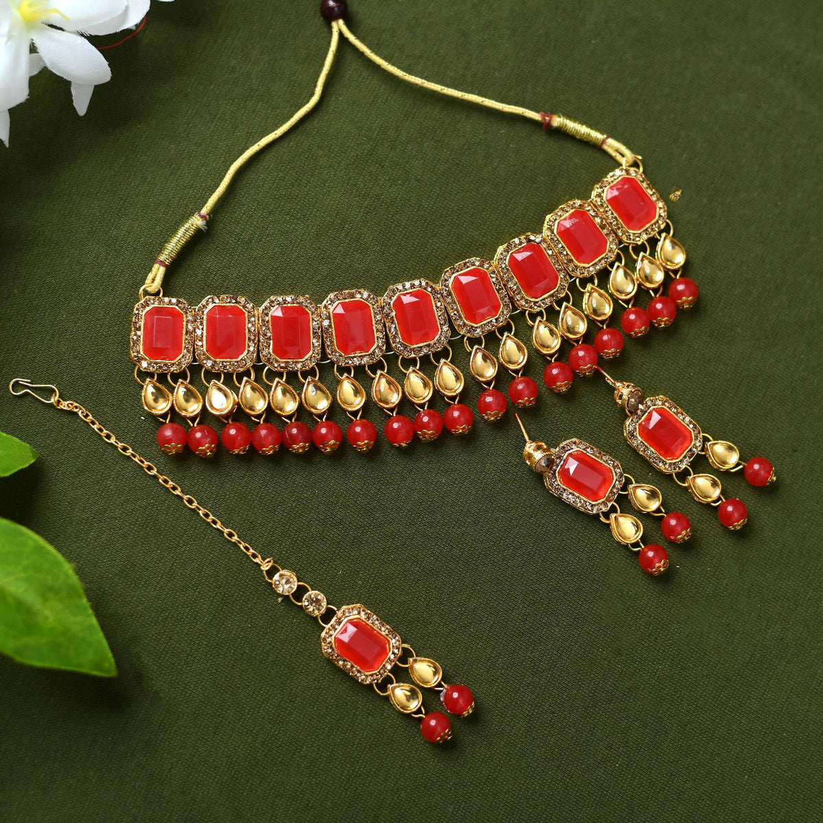 Mominos Fashion Johar Kamal Gold-Polished Brass Finish Kundan/Pearls Choker For Women (Red) | Grocsy