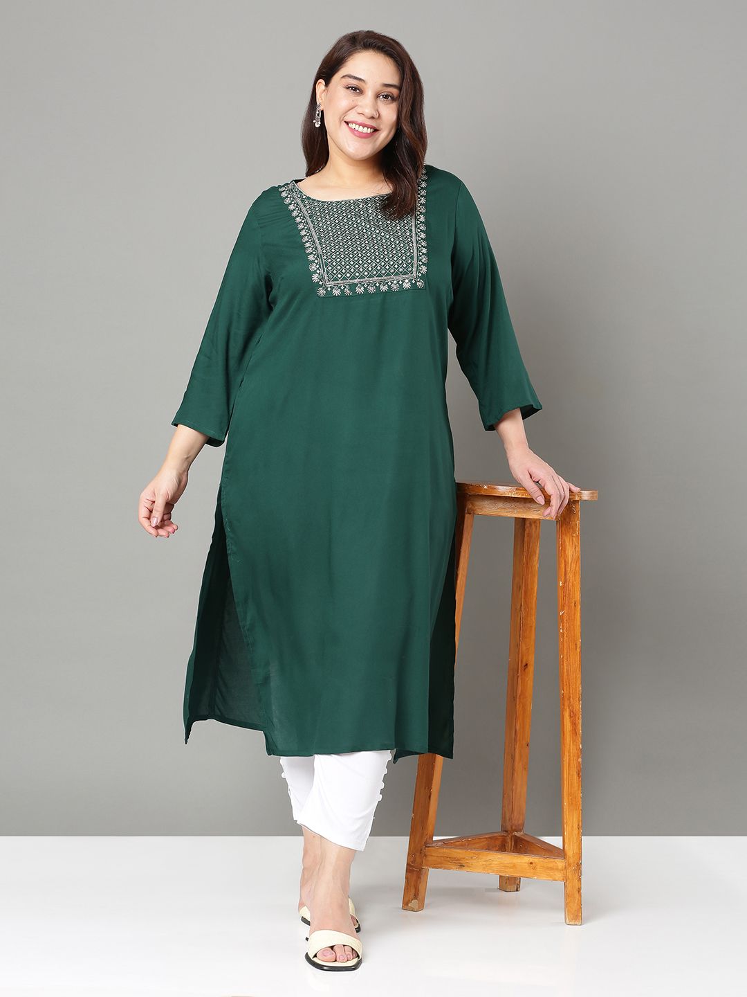Sztori Plus Size Floral Yoke Design Thread Work Straight Kurta | Grocsy