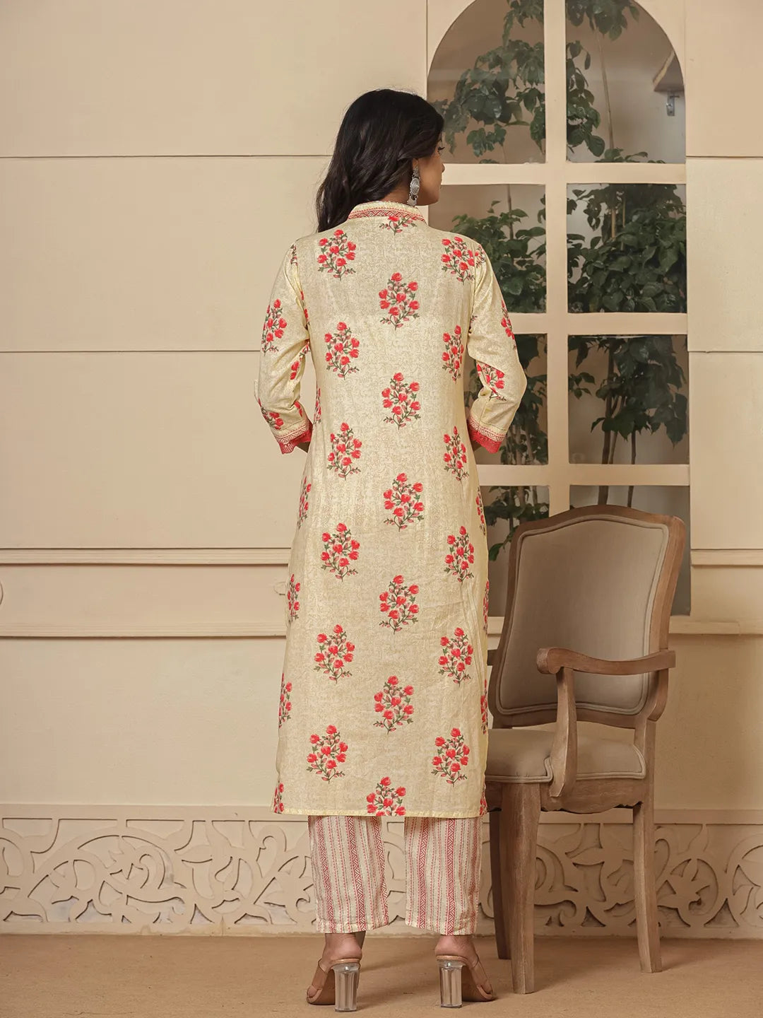 Yufta Cotton Cream And Peach Kurta Dupatta Set | Grocsy