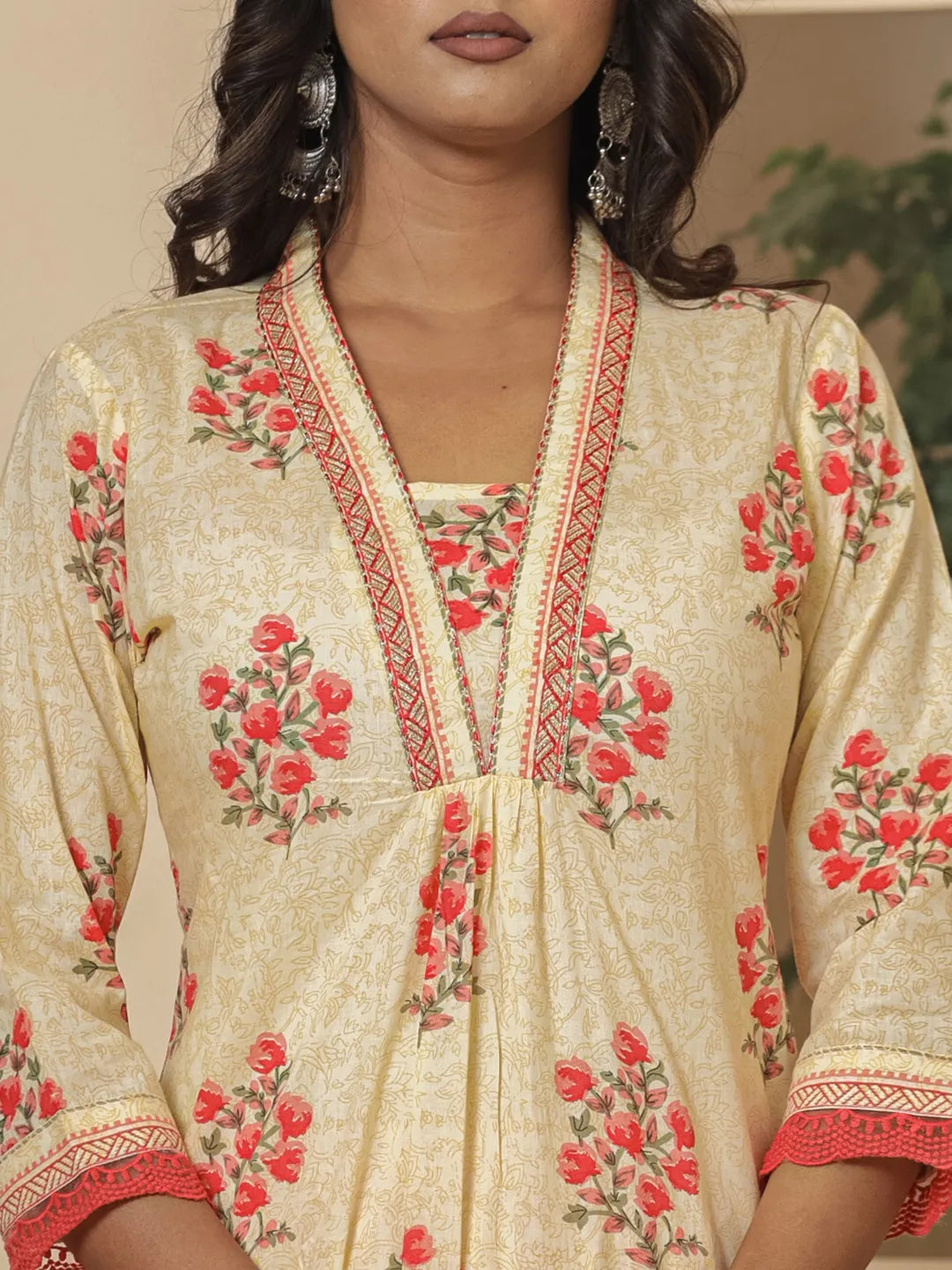 Yufta Cotton Cream And Peach Kurta Dupatta Set | Grocsy