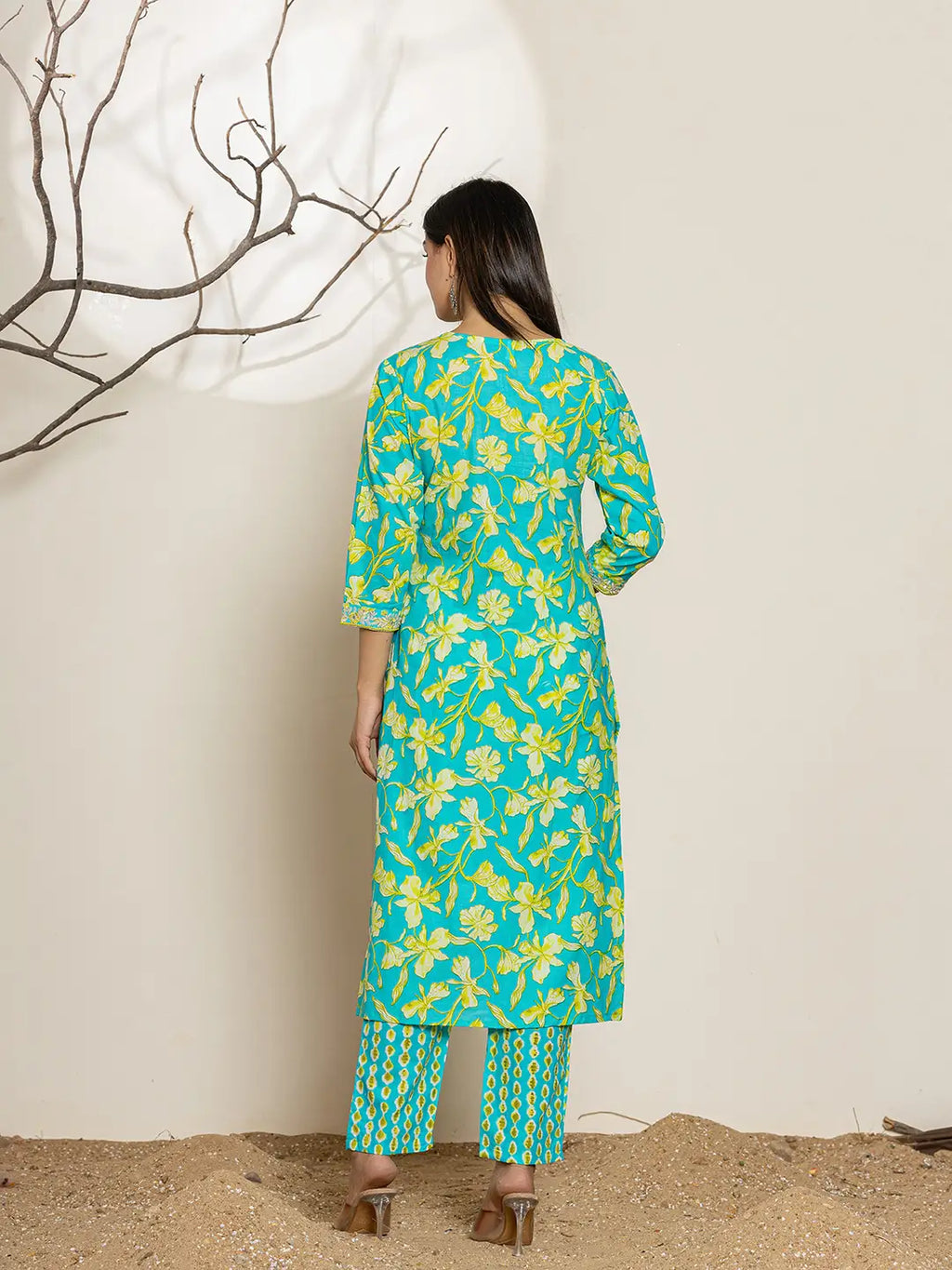 Yufta Cotton Green Kurta Dupatta Pant Set | Grocsy