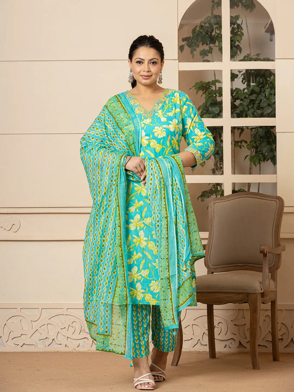 Yufta Cotton Green Plus Size Kurta Dupatta Pant Set | Grocsy
