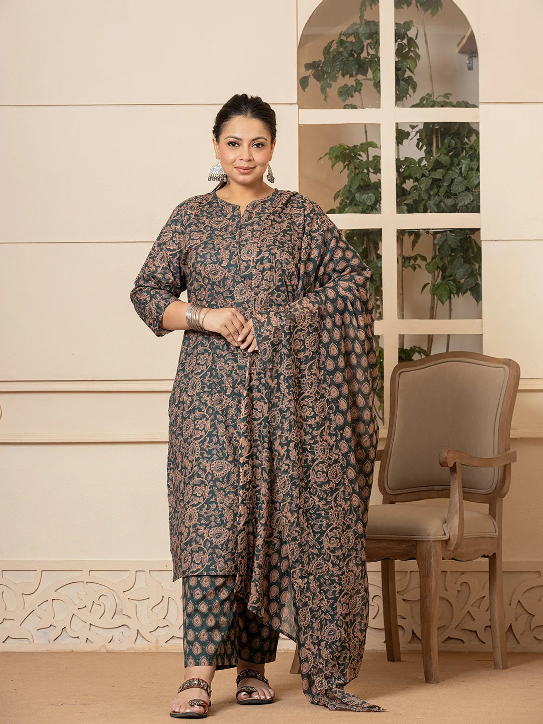 Yufta Cotton Green Plus Size Kurta Dupatta Set | Grocsy