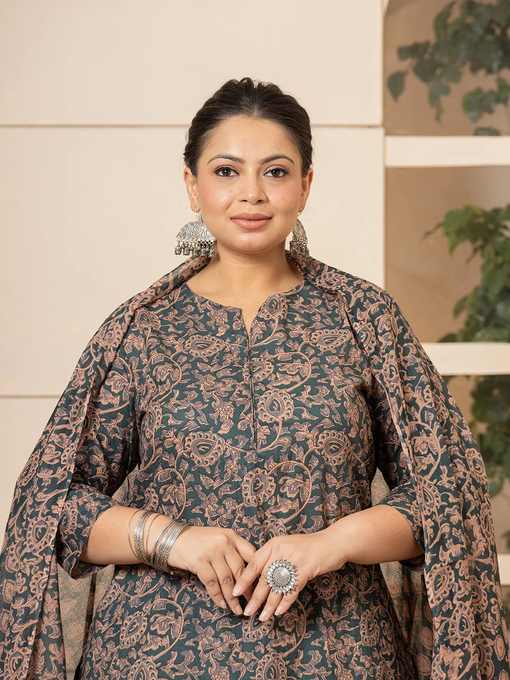Yufta Cotton Green Plus Size Kurta Dupatta Set | Grocsy
