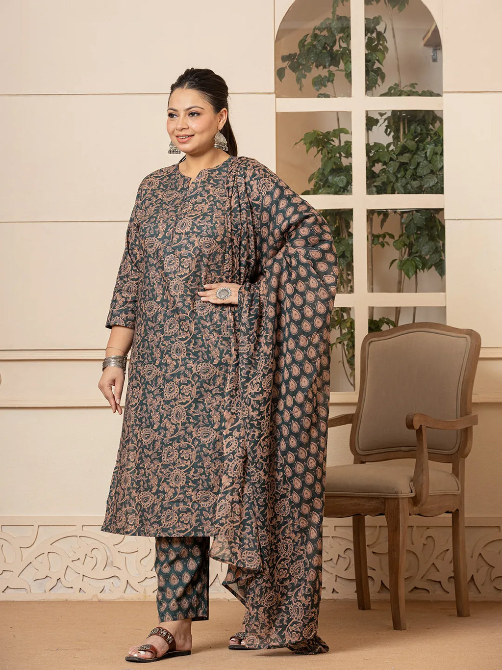 Yufta Cotton Green Plus Size Kurta Dupatta Set | Grocsy