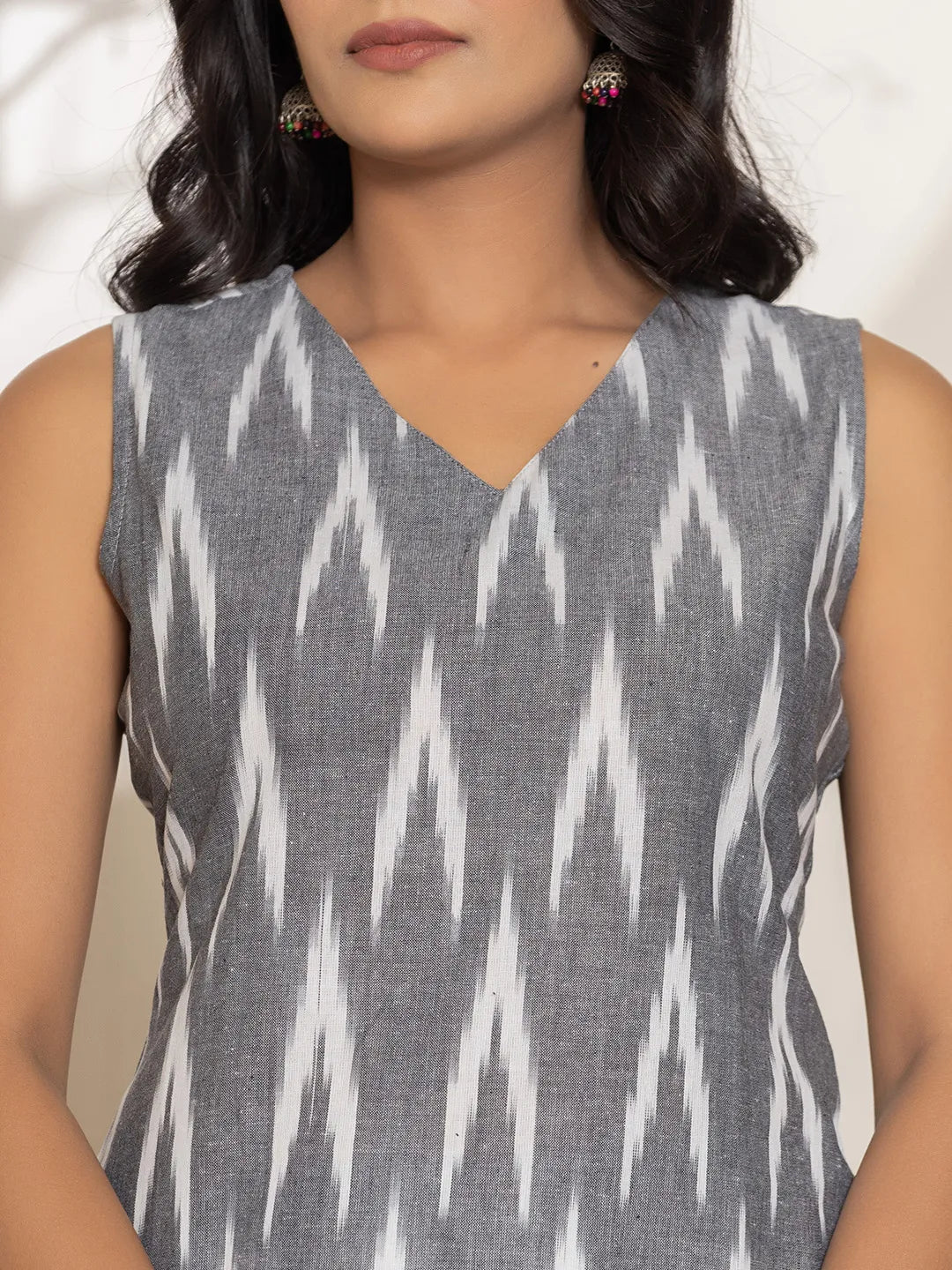 Yufta Cotton Grey Ikat Print Kurta Dupatta Set | Grocsy