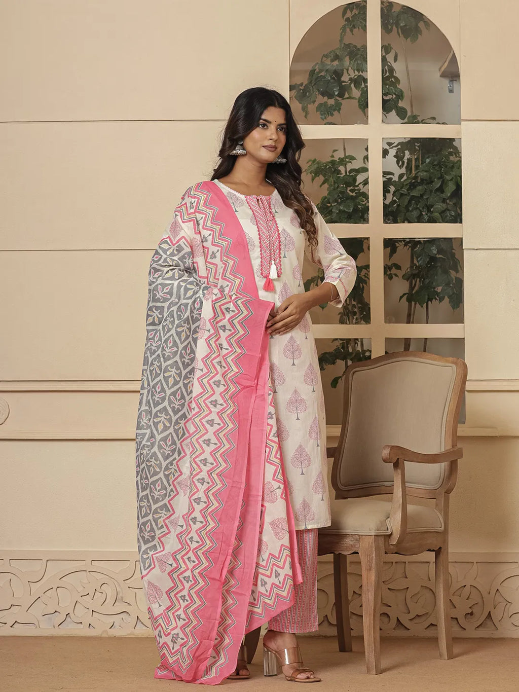 Yufta Cotton Pink And White Kurta Dupatta Set | Grocsy