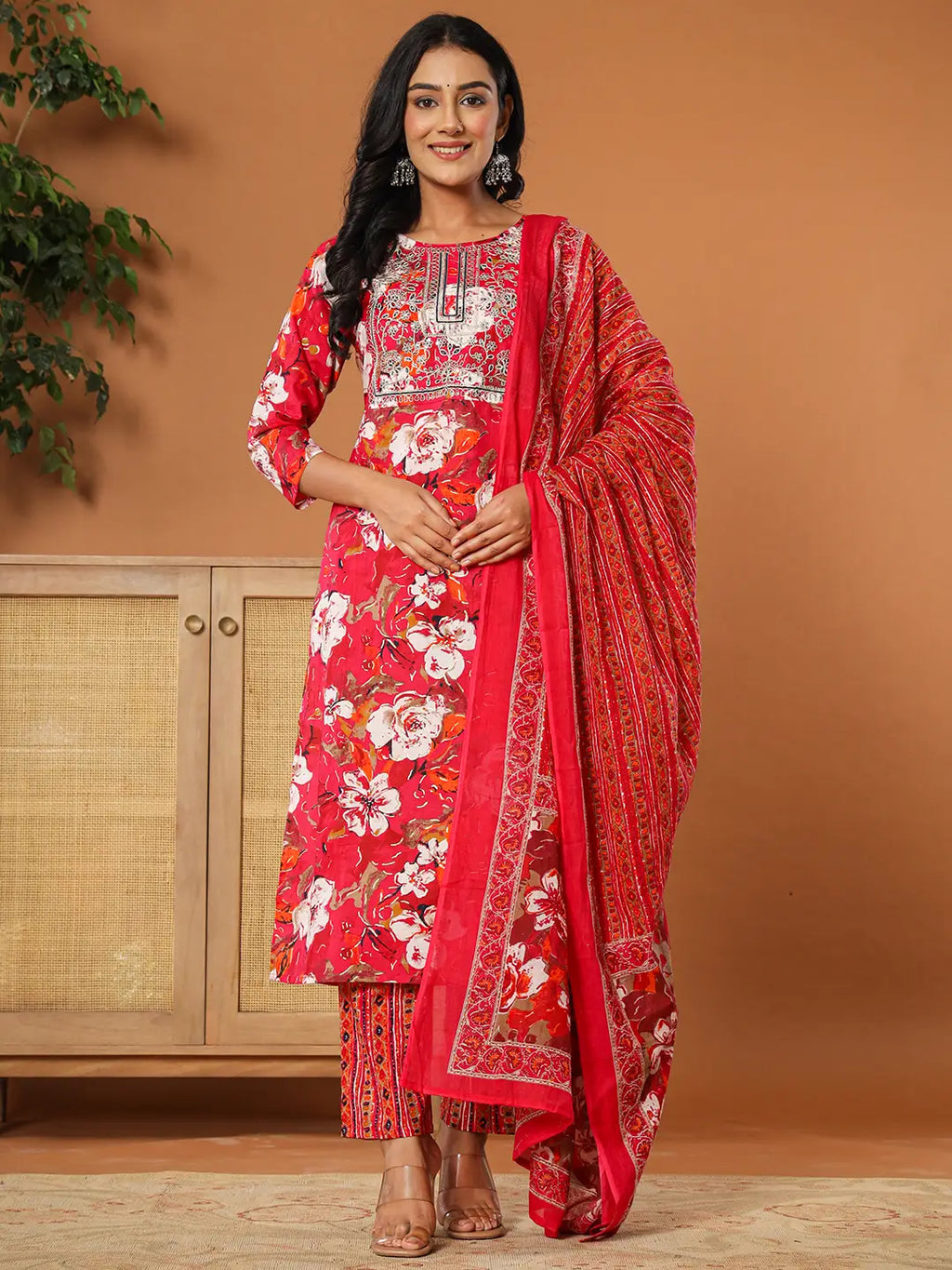 Yufta Cotton Pink Embroidered Kurta Dupatta Set | Grocsy