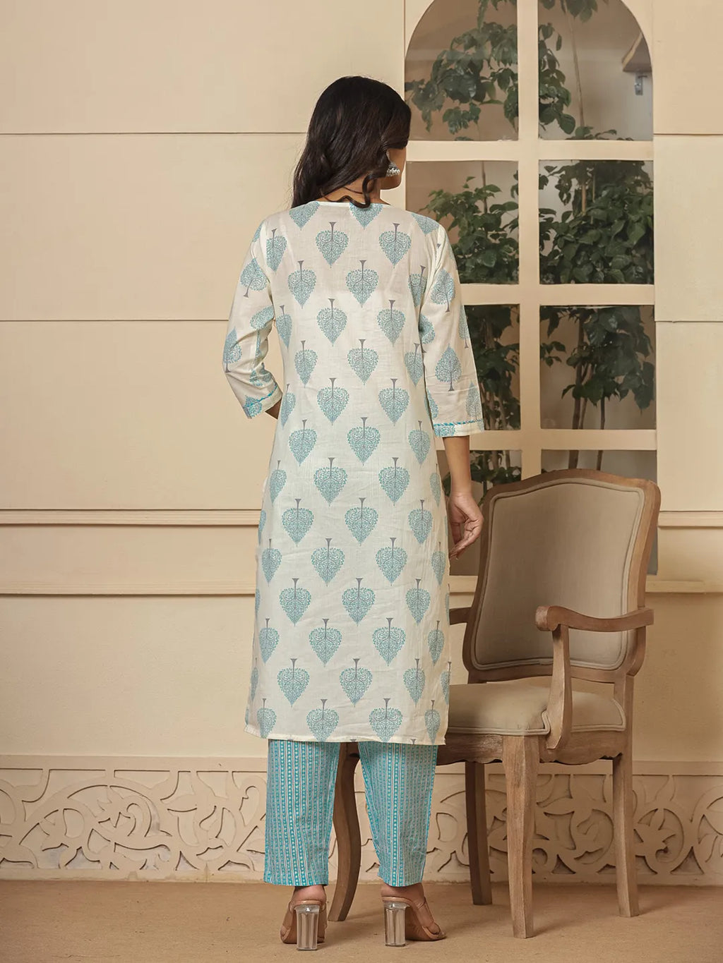 Yufta Cotton Turquoise Blue And White Kurta Dupatta Set | Grocsy