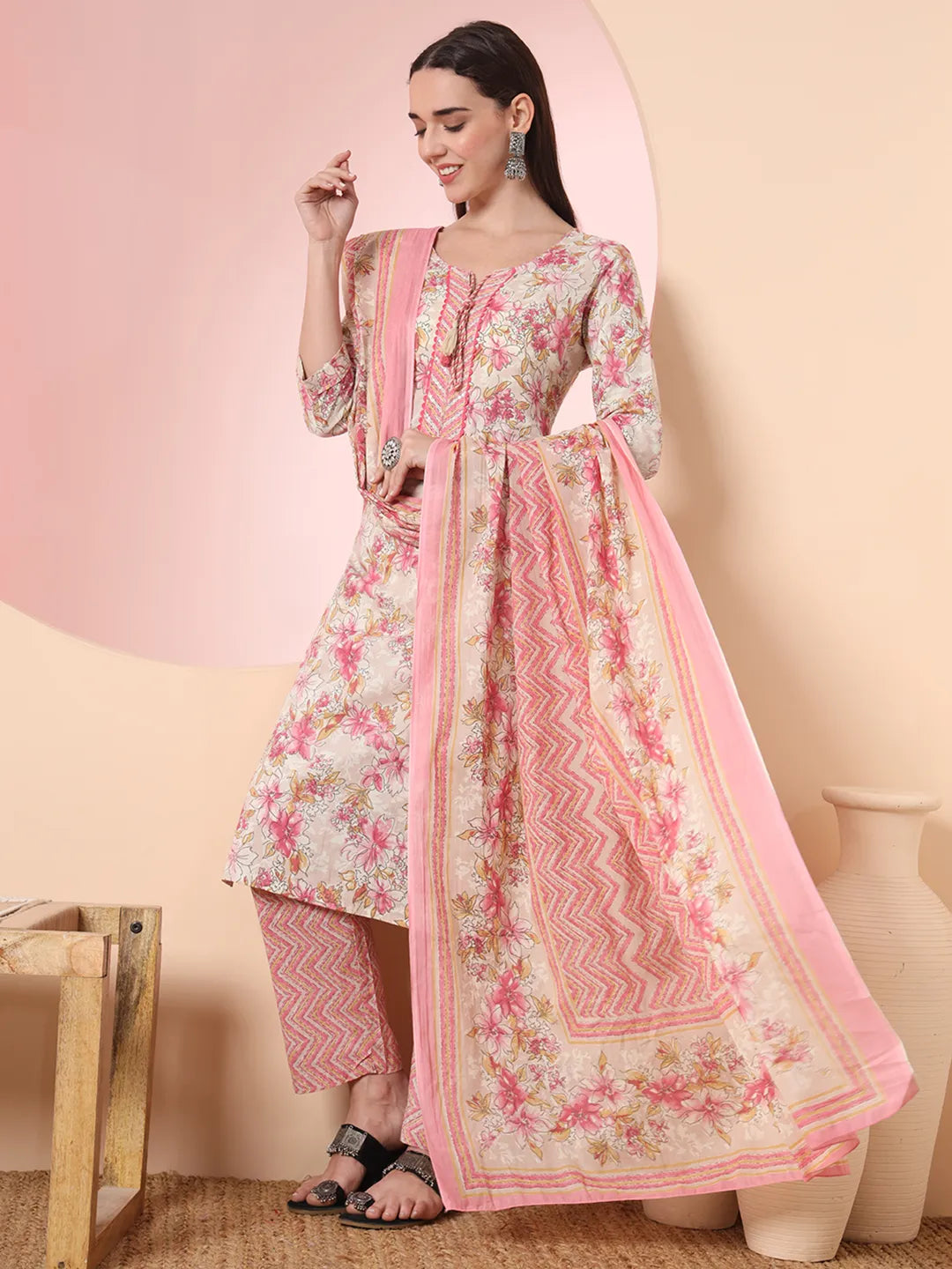 Yufta Cream And Peach Pure Cotton Yuck Design Kurta Dupatta Set With Pants | Grocsy