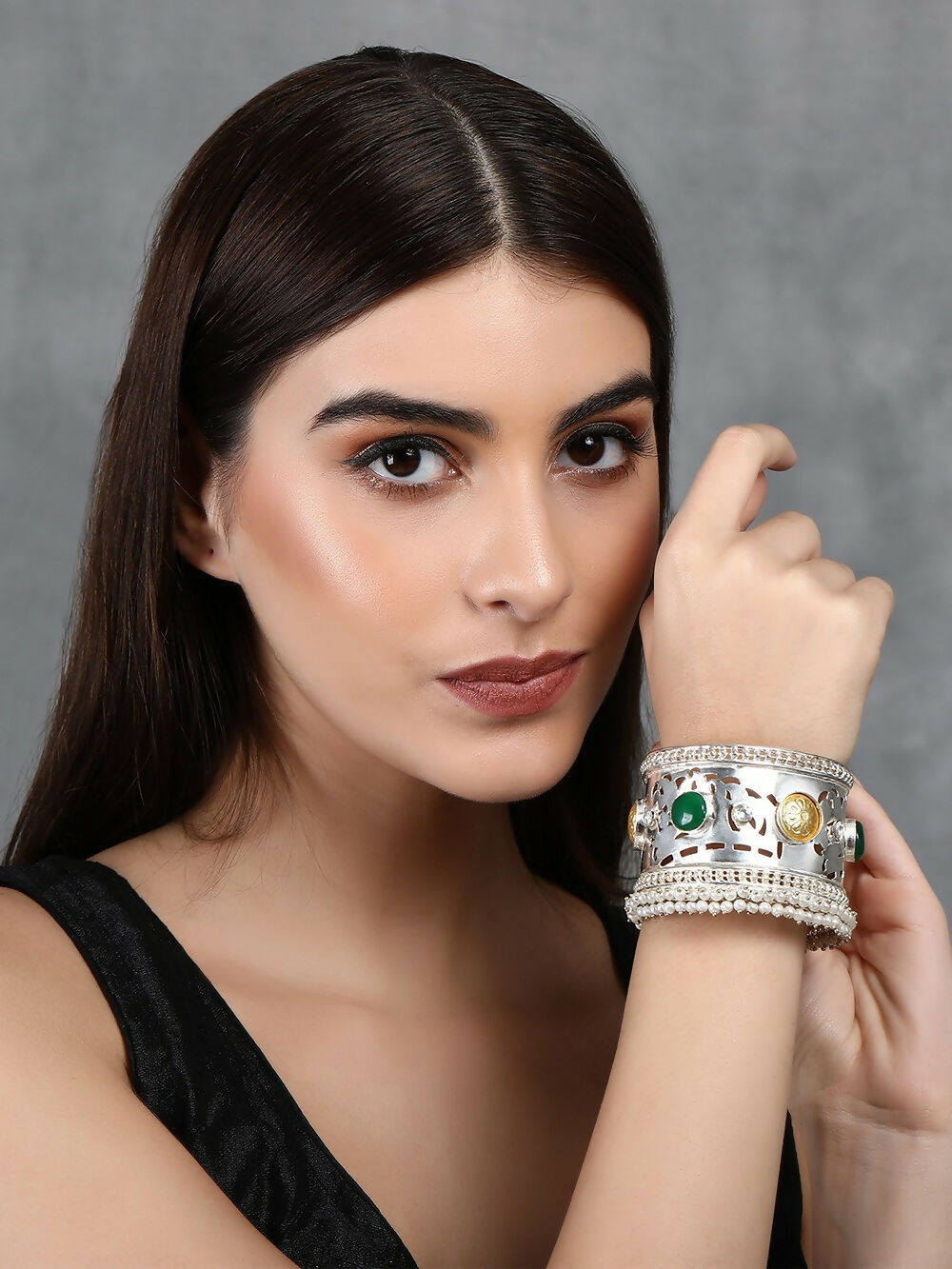 Joban Fashion Women Green Stone Silver Tone Bangle | Grocsy