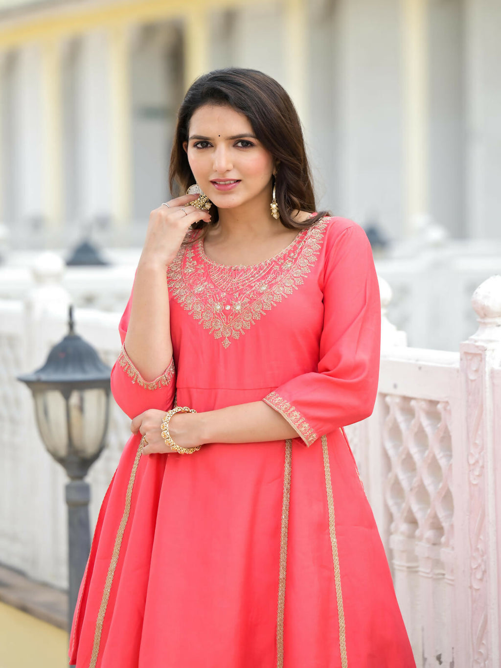 Juniper Women's Peach Solid Viscose Kurta & Pant Set With Zari & Mirror Work | Grocsy