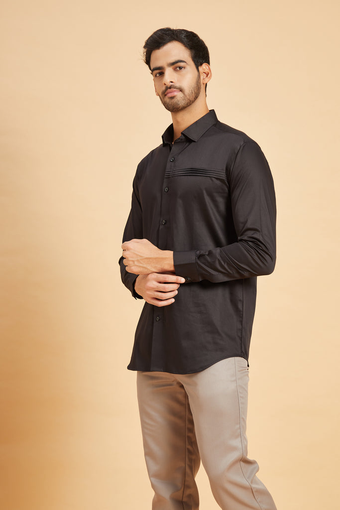 Ragic Pintuck Shirt by Hilo Design | Grocsy