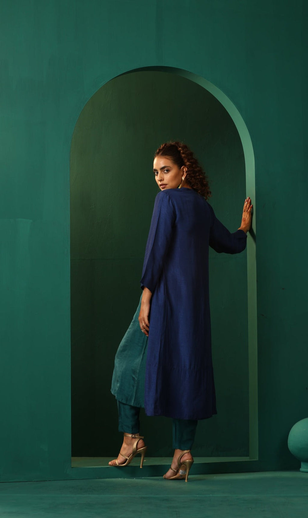 trueBrowns Blue Teal Silk Kurta Jacket Set | Grocsy