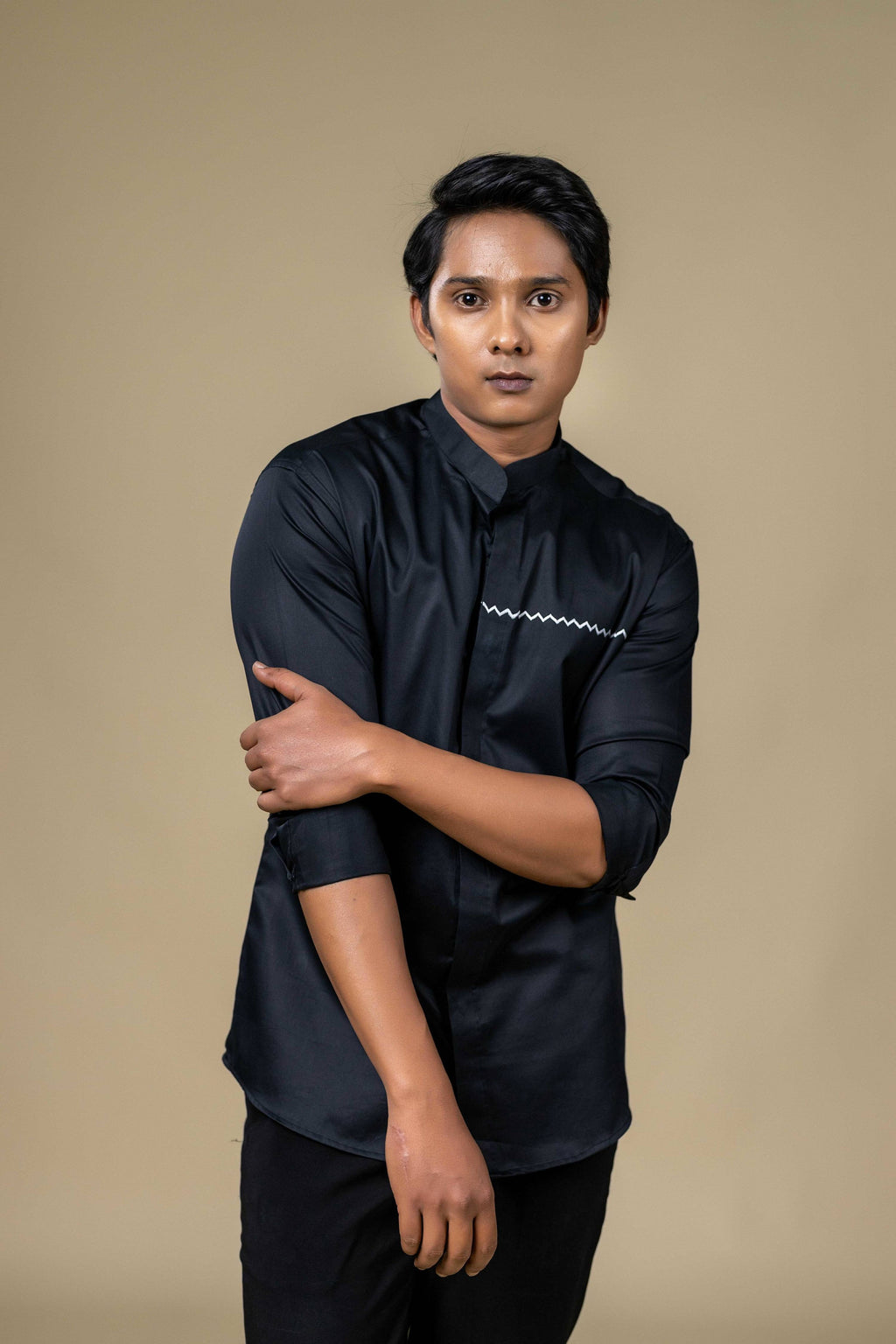 Black Vague Designer Men's Shirt by Hilo Design | Grocsy