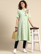Sangria Women Floral Embroidered Pure Cotton Kurta | Grocsy