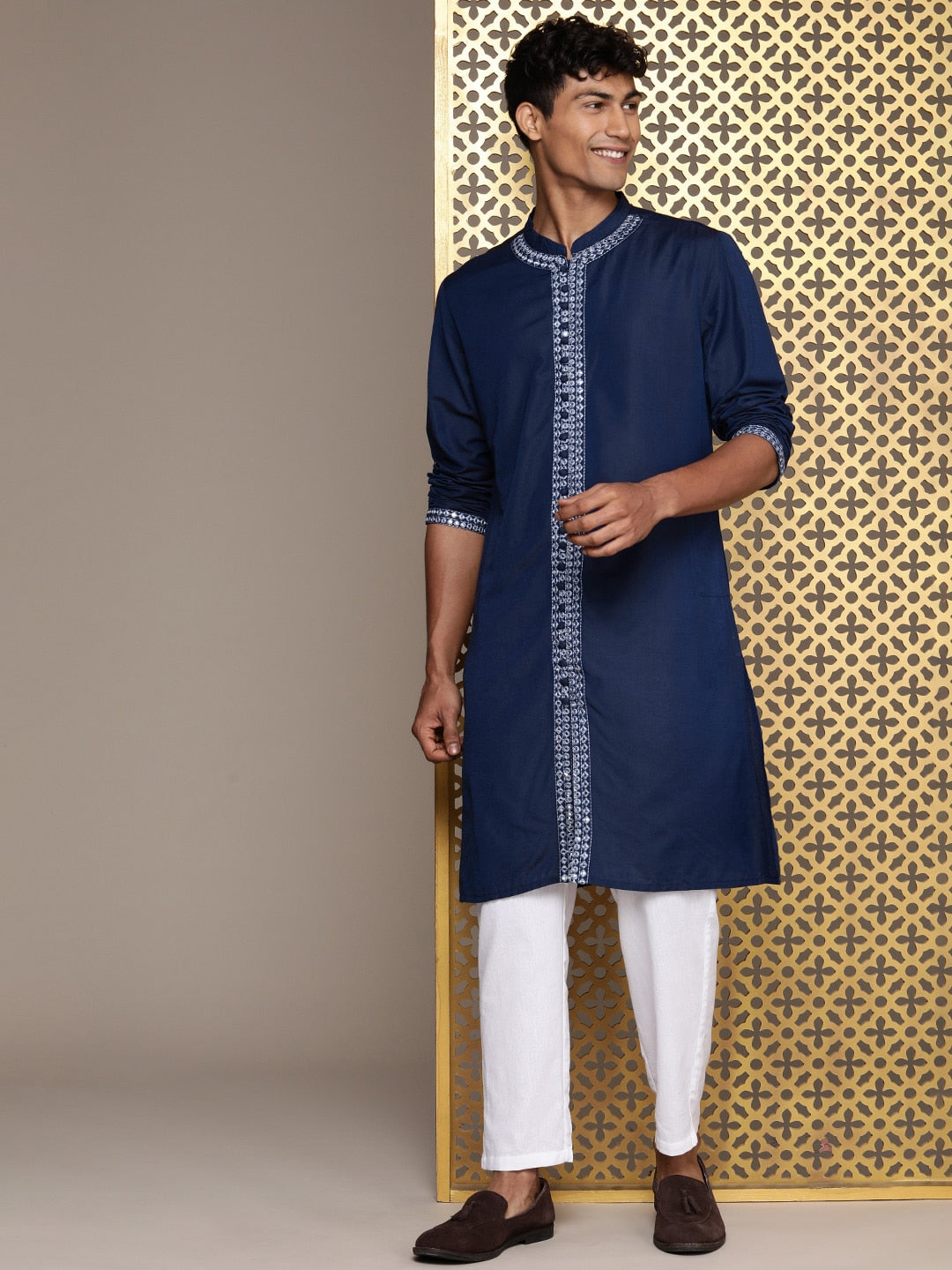 House of Pataudi Men Jashn Embroidered Mirror Work Kurta | Grocsy