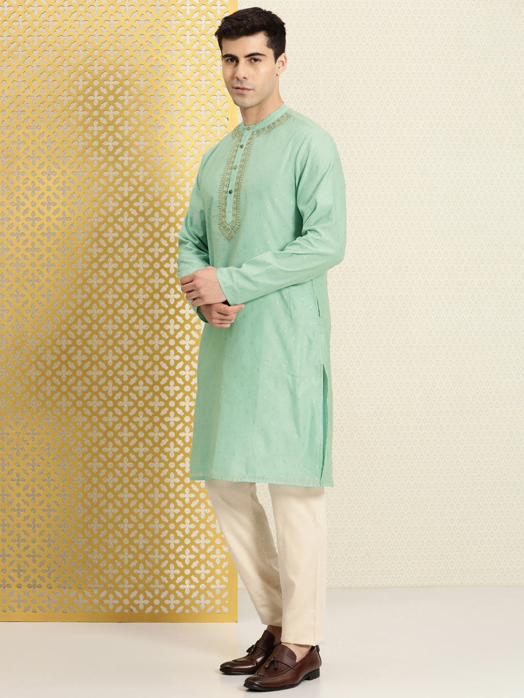 House of Pataudi Floral Printed Sequined Yoke Design Jashn Kurta | Grocsy