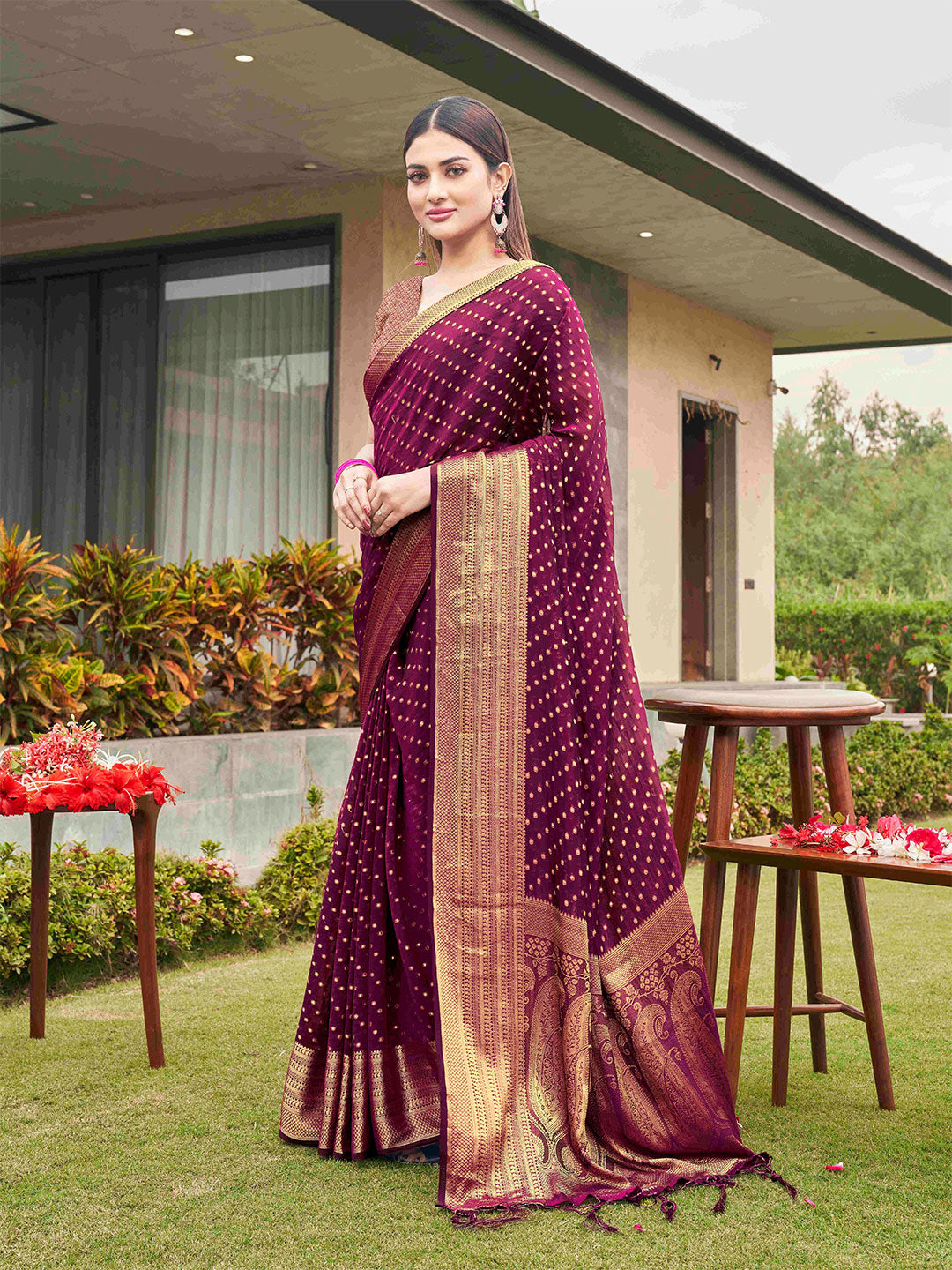 Tikhi Imli Embellished Zari Art Silk Saree | Grocsy