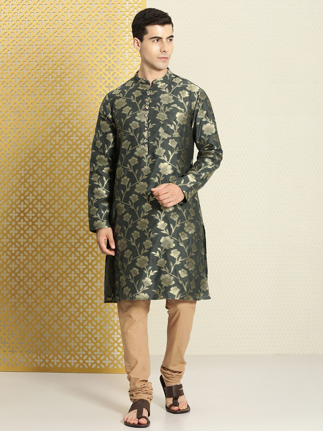 House of Pataudi Men Jashn Floral Zari Work Kurta with Churidar | Grocsy