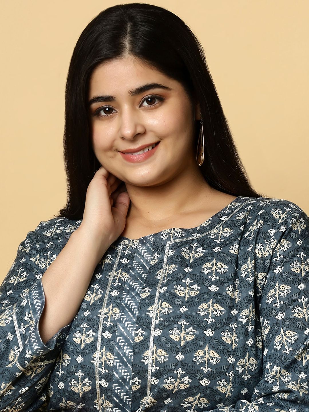 Sztori Plus Size Floral Printed Pure Cotton Straight Kurta With Trouser | Grocsy