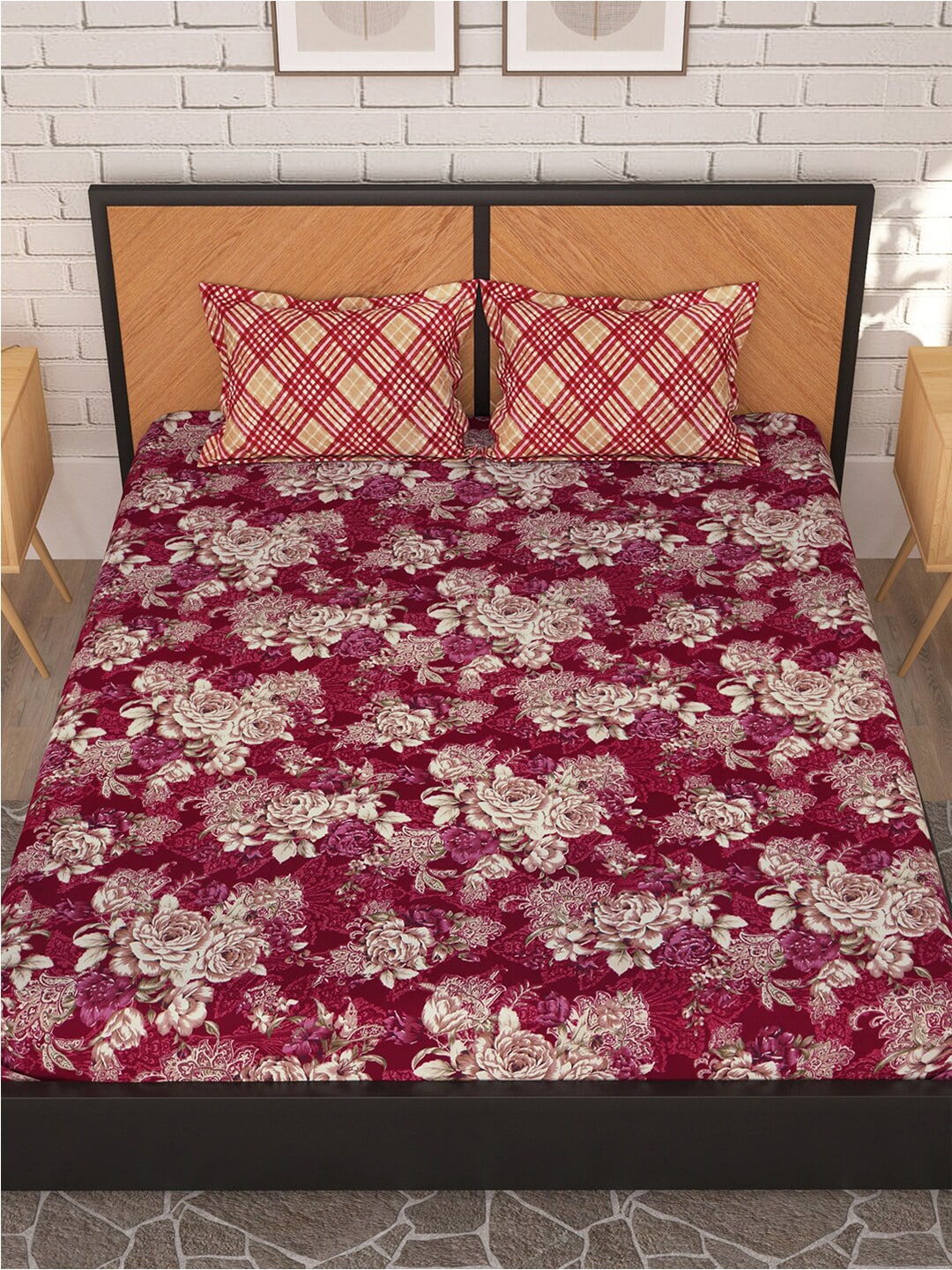 Story@home Arena Magenta & White Floral Microfiber 180 TC Queen Bedsheet & 2 Pillow Covers | Grocsy
