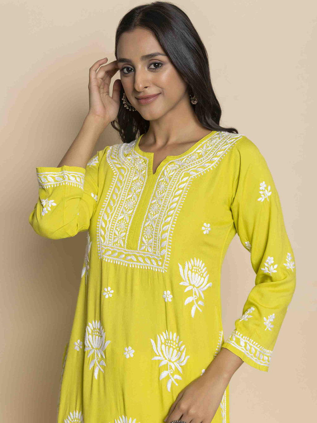 HOUSE OF KARI Floral Chikankari Embroidered Cotton Straight Kurta | Grocsy