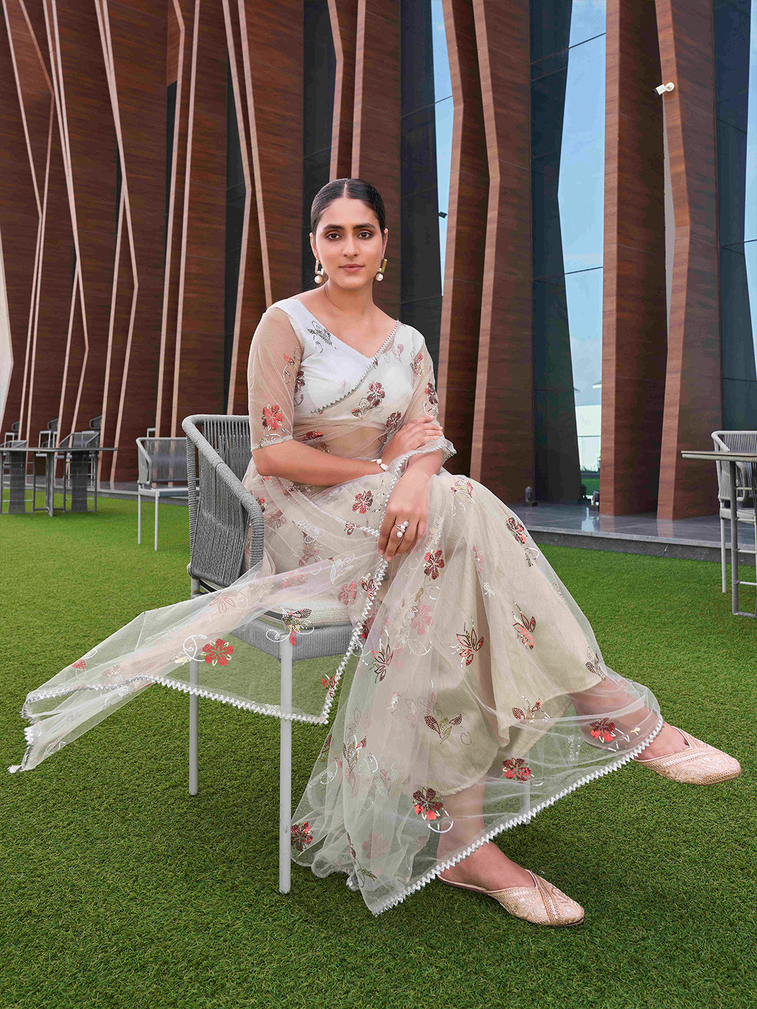 Tikhi Imli Embellished Women Saree | Grocsy