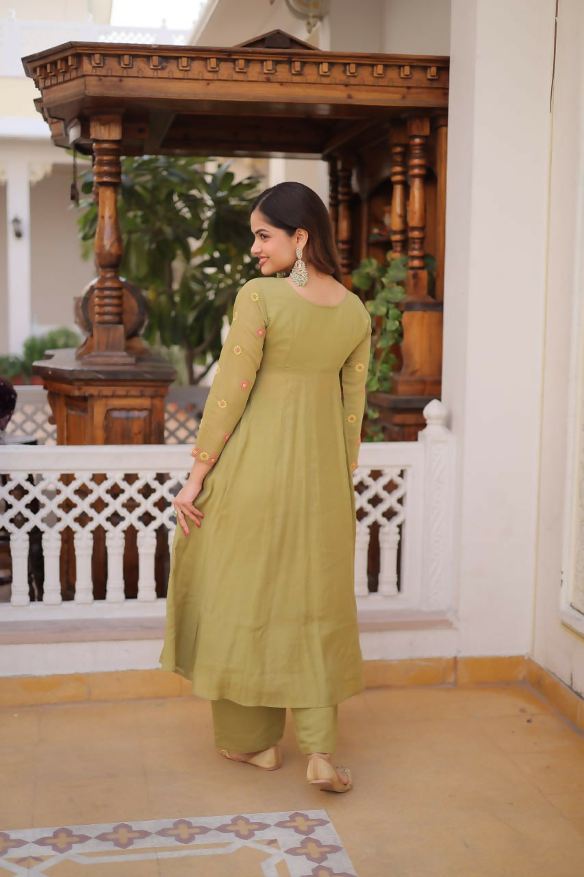 Teeya Creation Womens New Fancy Mul Chanderi With Embroidered Work Gown Set | Grocsy