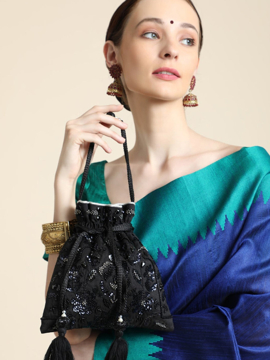 Masq Black & White Embroidered Potli Clutch | Grocsy