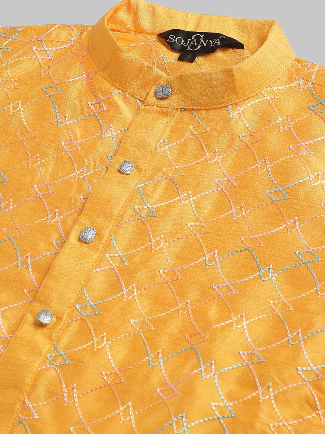 Sojanya Geometric Embroidered Thread Work Cotton Silk Kurta | Grocsy