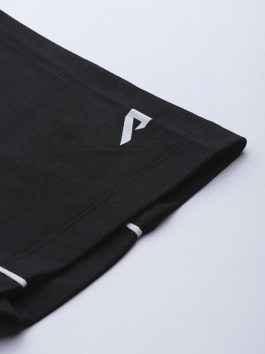 Alcis Men Black Solid Slim Fit Gym T-shirt | Grocsy