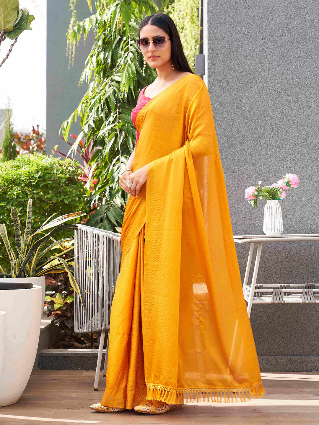 Tikhi Imli Woven Design Crepe Saree | Grocsy