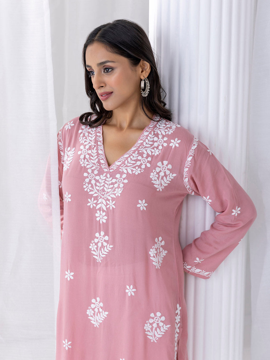 HOUSE OF KARI Floral Embroidered Fizaa Chikankari Pure Cotton Straight Kurta | Grocsy